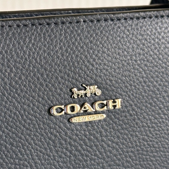 Coach Tote Pebbled Dark Blue - like new - Picture 3 of 9